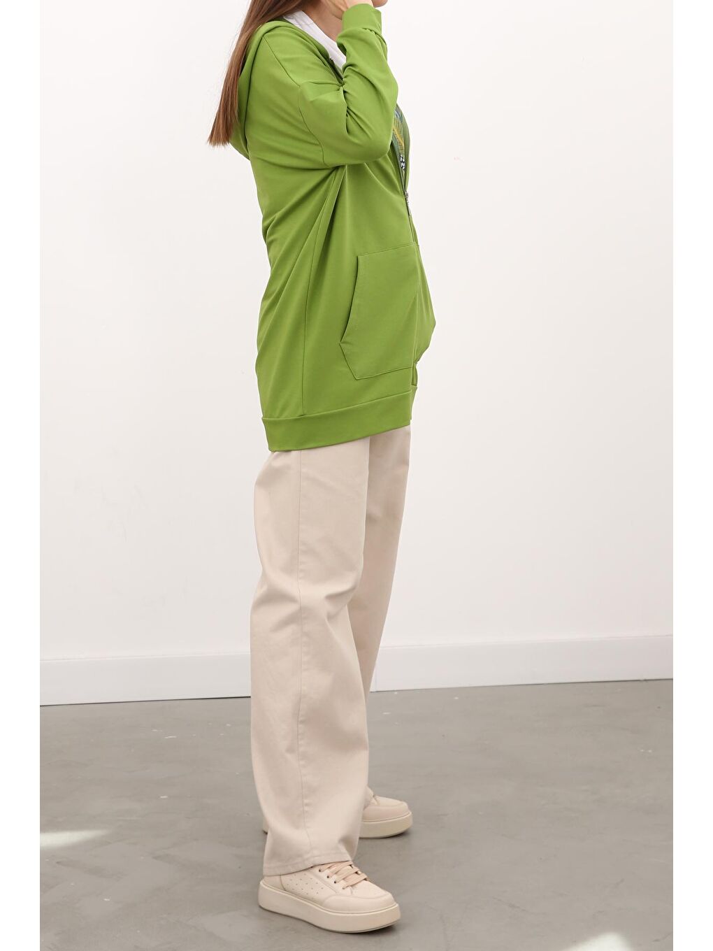 Fıstık Yeşili Kapüşonlu Fermuarlı Hırka-3