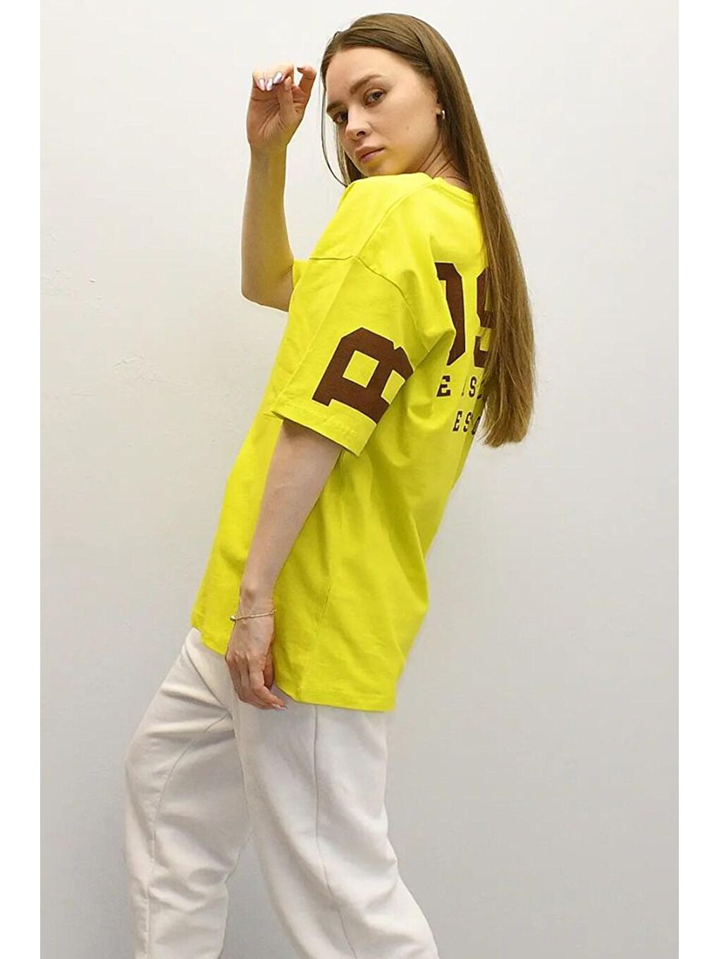 Yeşil Arka Baskılı Oversize Kadın Tişört Mg1529-2