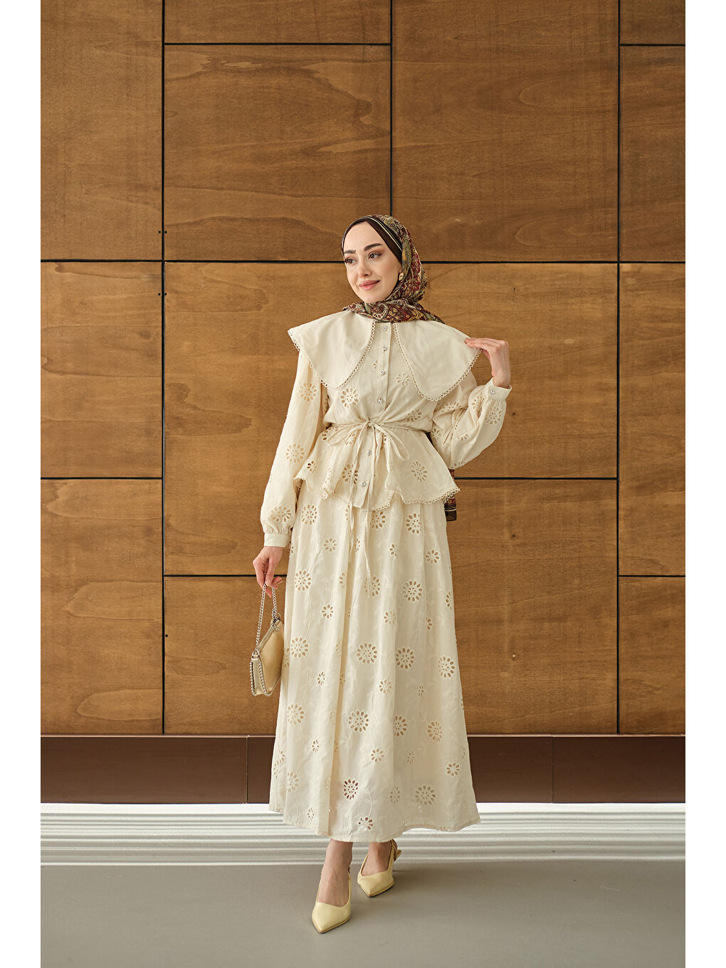 Ekru Kadın Bebe Yaka Dantel Detay Takım Krem-2