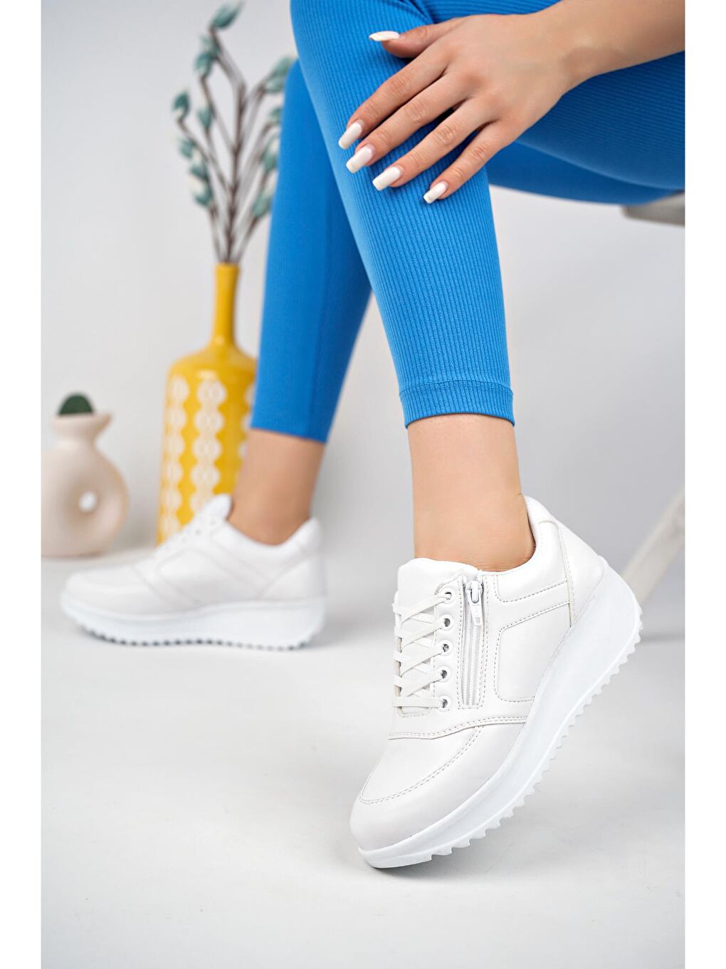 Beyaz Muggo Rexam  Kadın Ortopedik Yüksek Taban Günlük Bağcıklı Fermuarlı Sneaker Spor Ayakkabı