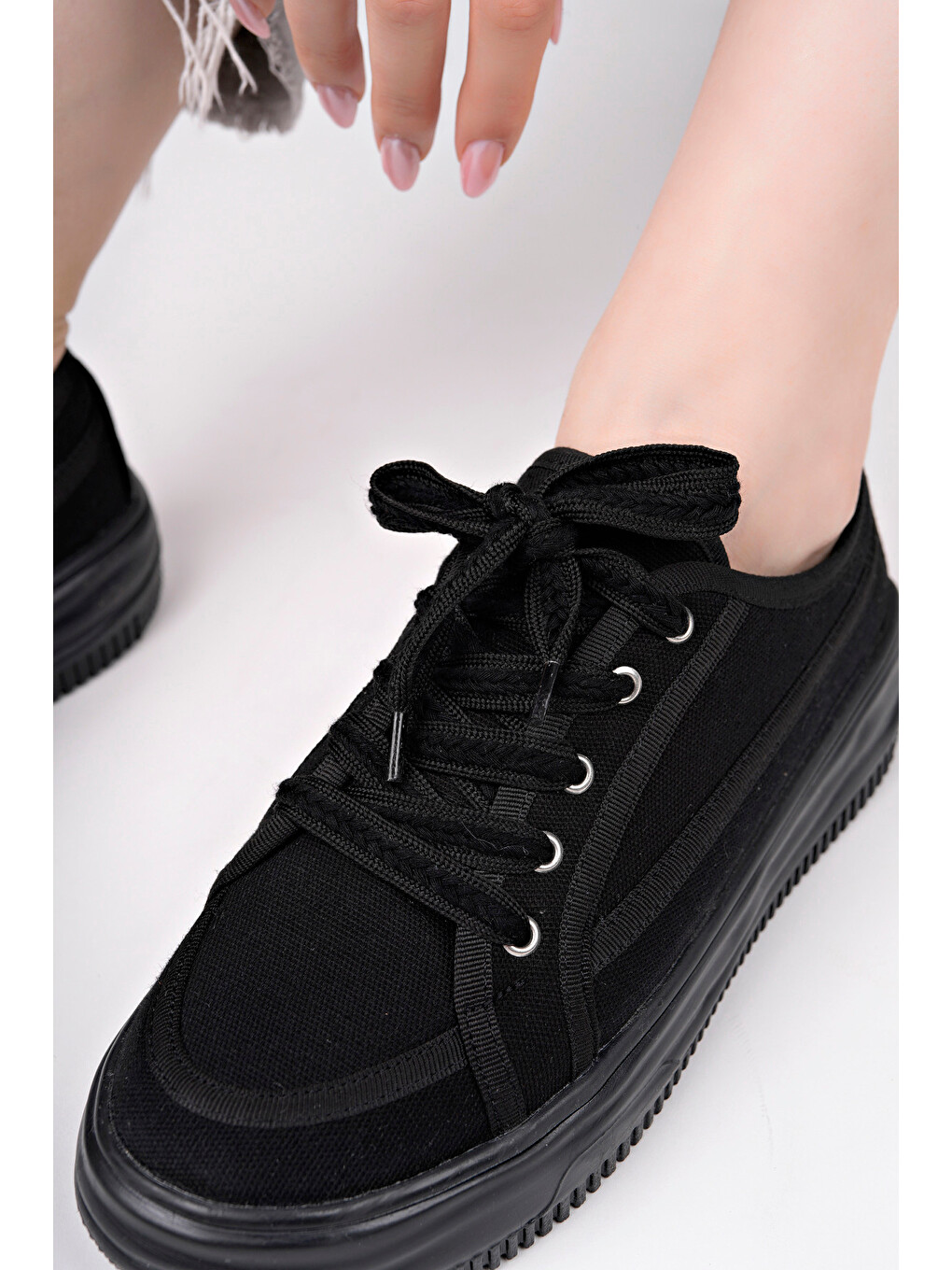 Siyah Kadın Sneaker Günlük Ayakkabı-1
