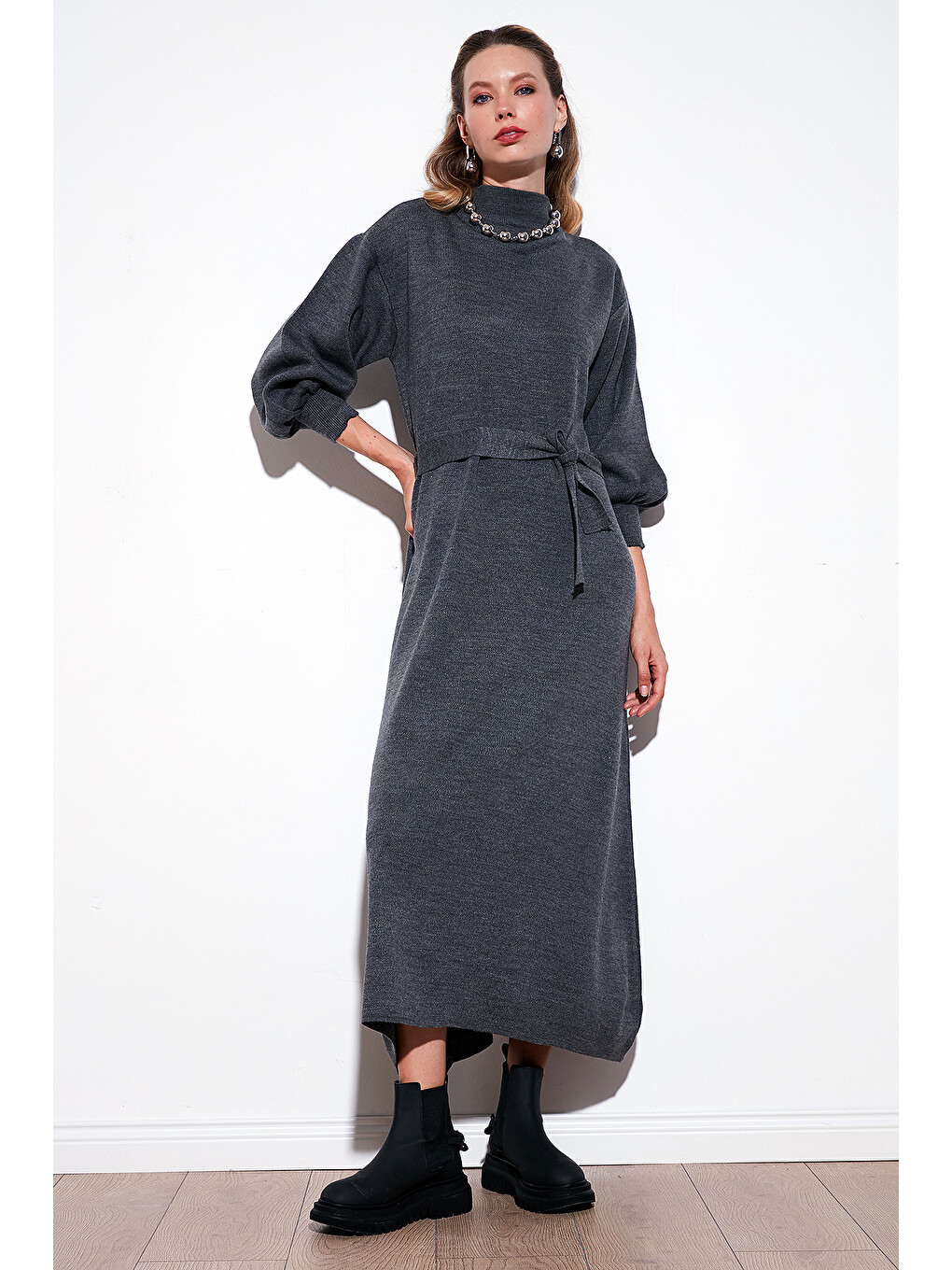 Gri Modest Relaxed Fit Bisiklet Yaka Triko Kadın Elbise 4616198-1