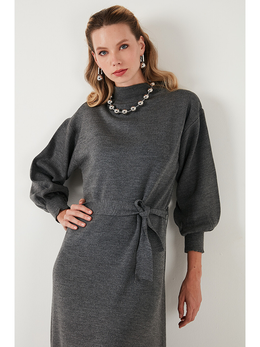Gri Modest Relaxed Fit Bisiklet Yaka Triko Kadın Elbise 4616198-5