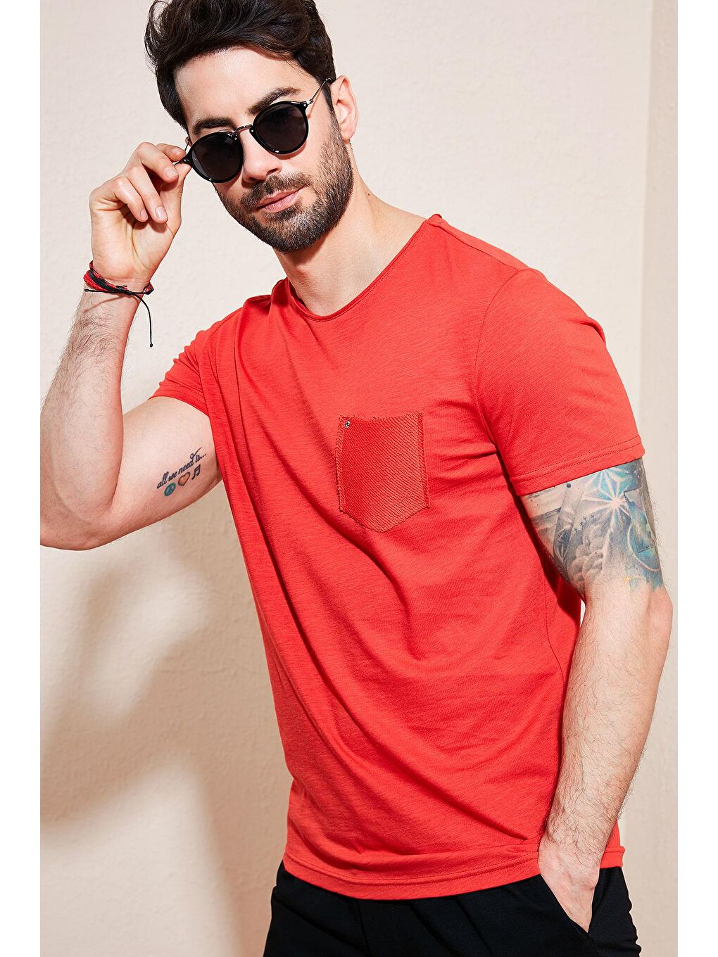 Buratti Kırmızı % 100 Pamuklu Slim Fit Bisiklet Yaka Cepli T Shirt 5902000