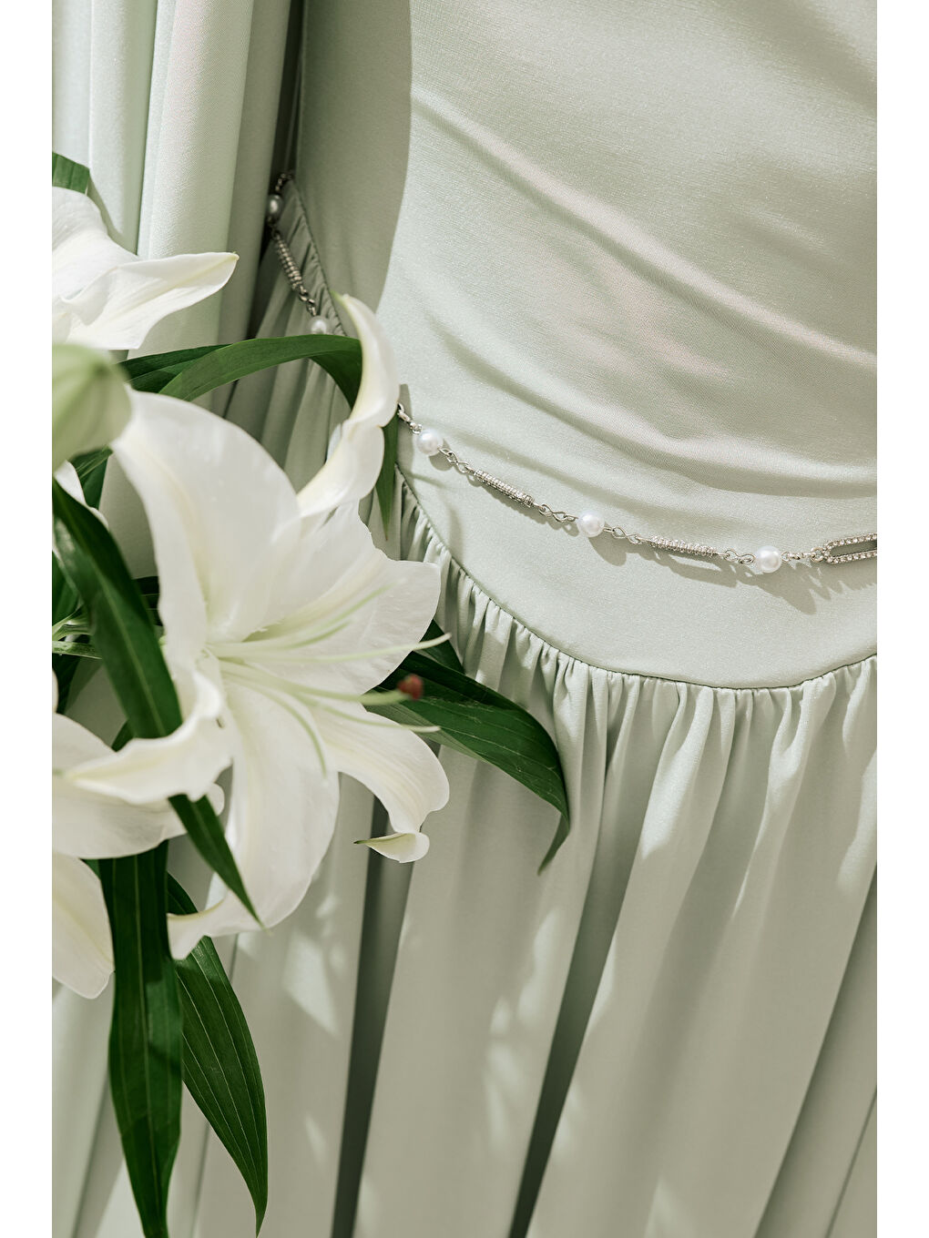 Gri İnci Ve Taş Sıralı Kemer Gümüş