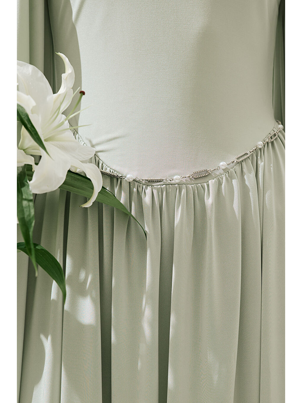 Gri İnci Ve Taş Sıralı Kemer Gümüş-1