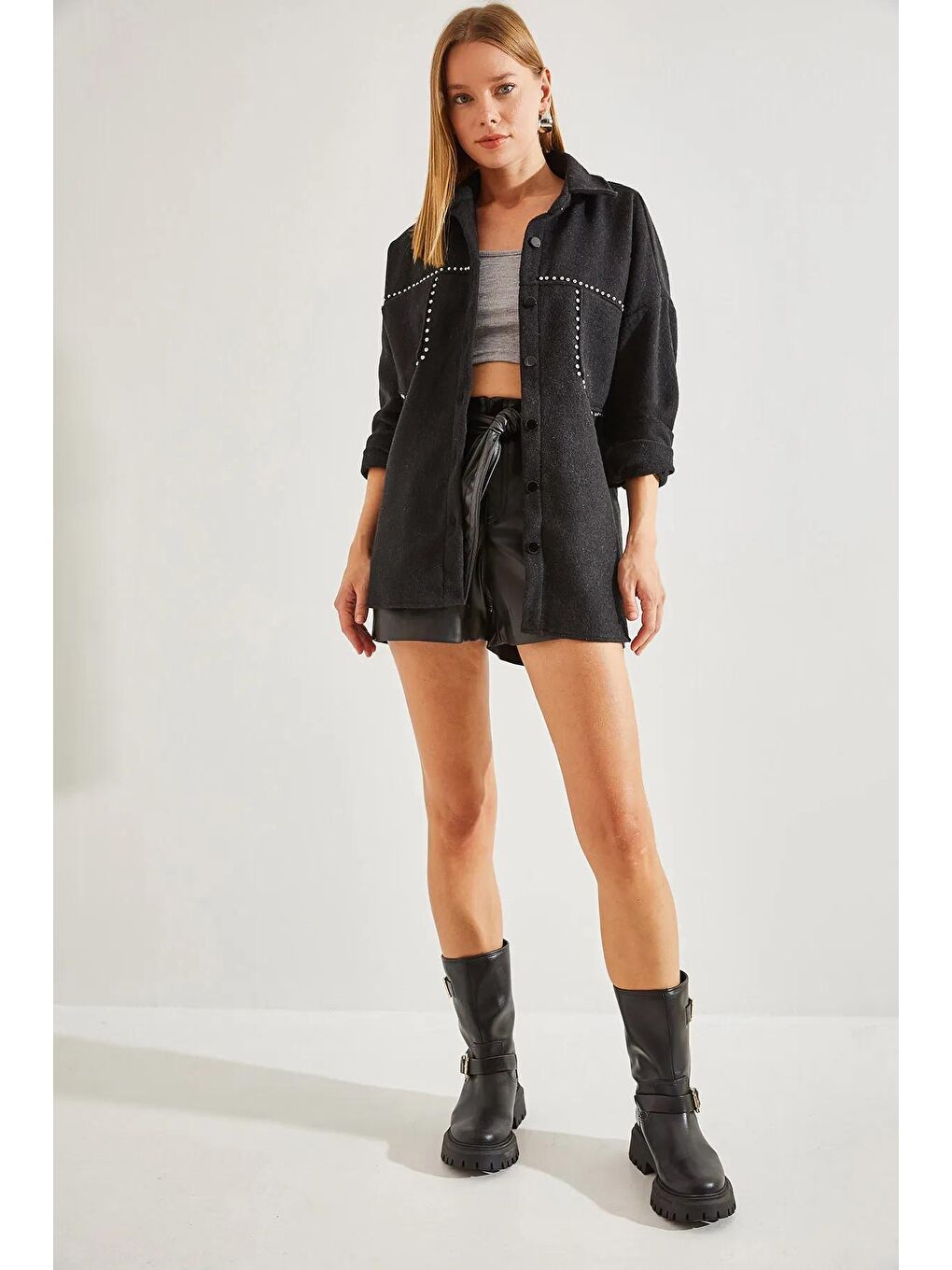 Siyah Kadın Taş İşlemeli Çift Cepli Kaşe Ceket-1