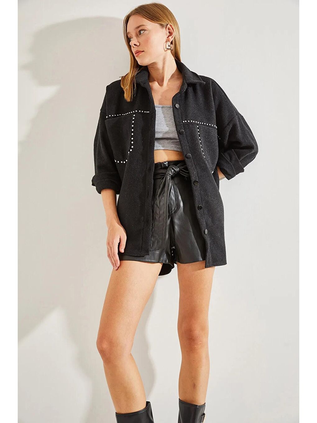 Siyah Kadın Taş İşlemeli Çift Cepli Kaşe Ceket-2