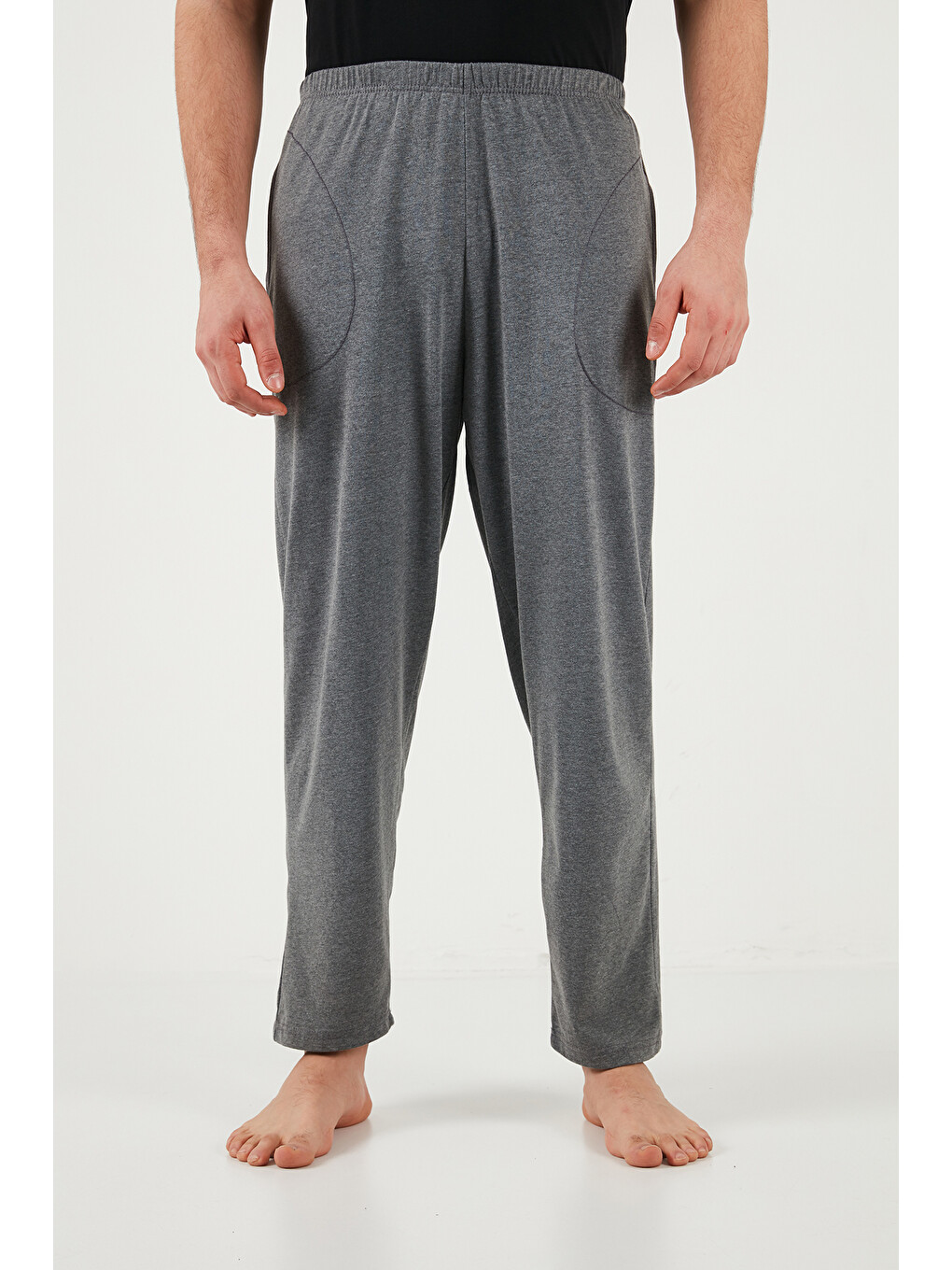 Siyah Pamuklu Regular Fit Baskılı Pijama Takımı 6096160-4