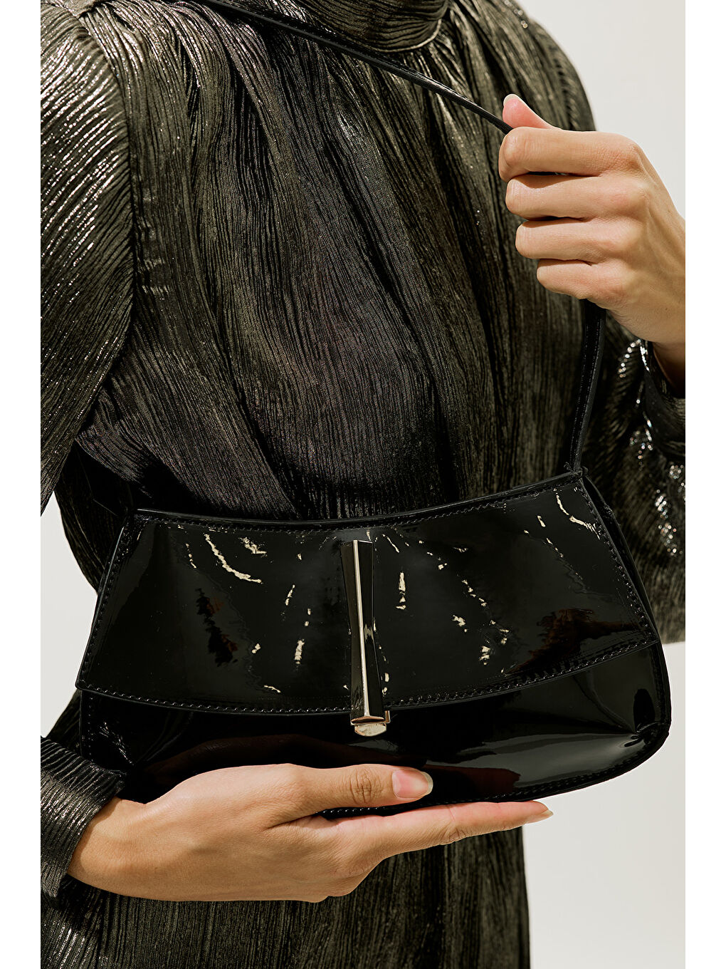 Tokalı Rugan Çanta Siyah-2