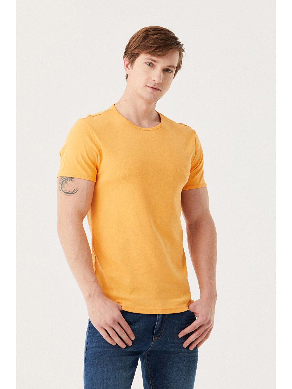 Sarı Bisiklet Yaka Basic Tişört