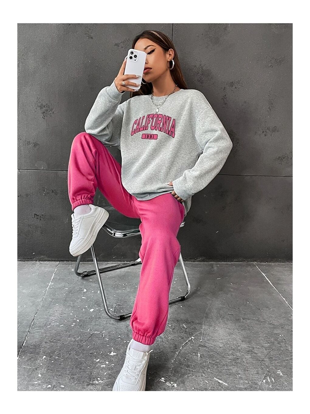 Kadın 3 Iplik Gri Pembe California 1991 Baskılı Oversize Alt Üst Eşofman Takımı-3