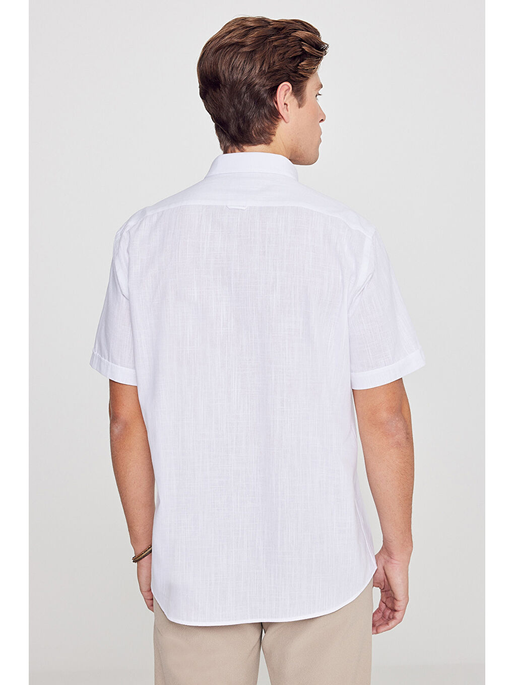 Erkek Beyaz Comfort Fit Rahat Kesim Gizli Düğmeli Yaka Keten Görünümlü %100 Pamuk Flamlı Gömlek-4