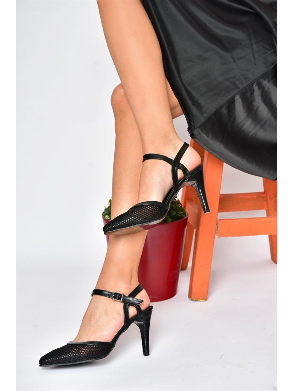 P372441315 Siyah Kumaş Detaylı Topuklu Kadın Ayakkabı