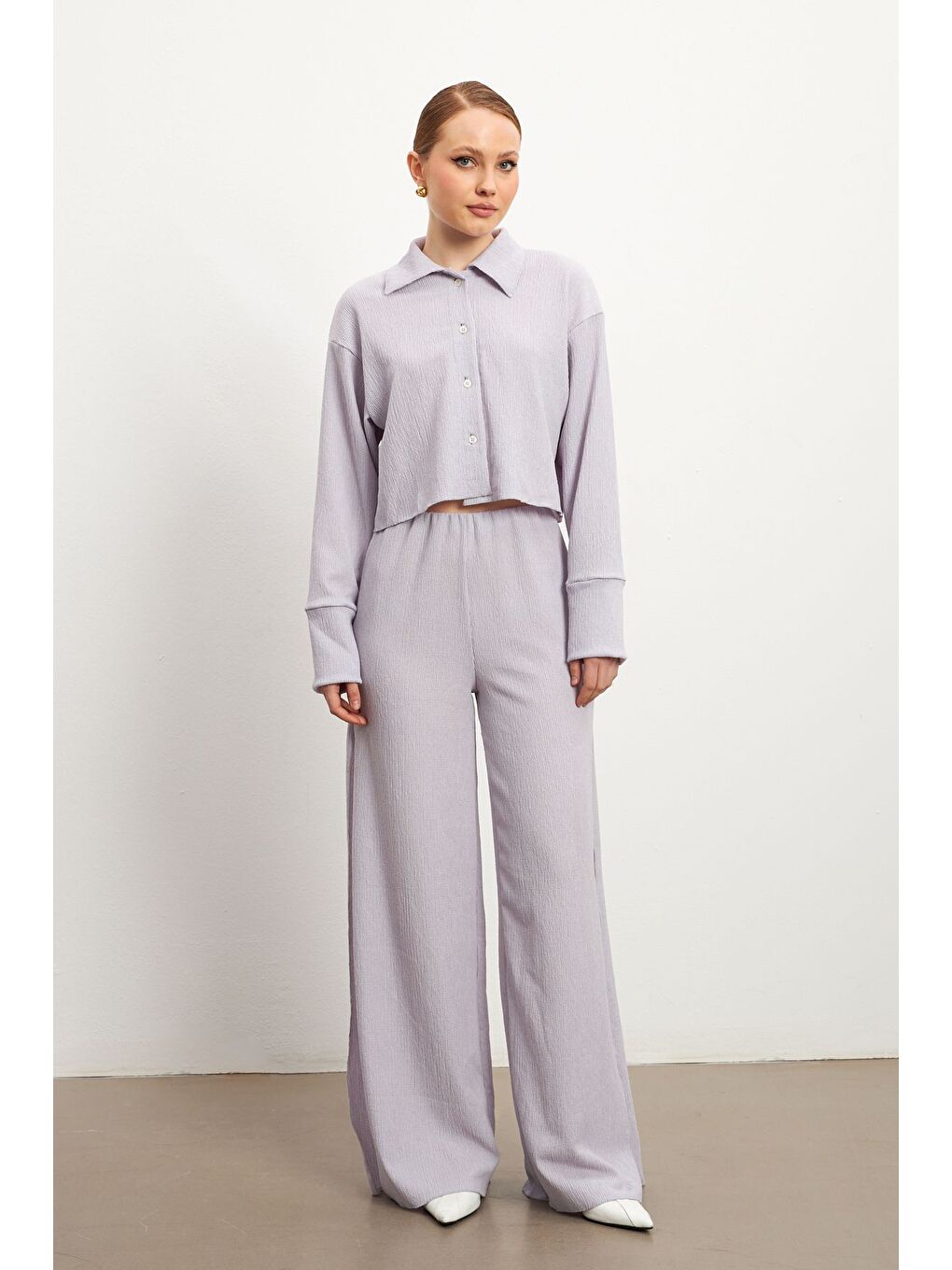 Kadın Lila Uzun Kollu Gömlek Yırtmaçlı Pantolon Krinkıl Takım