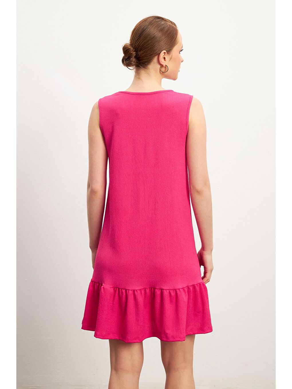 Pembe Kadın Fuşya Bisiklet Yaka Kolsuz Krinkıl Elbise-4