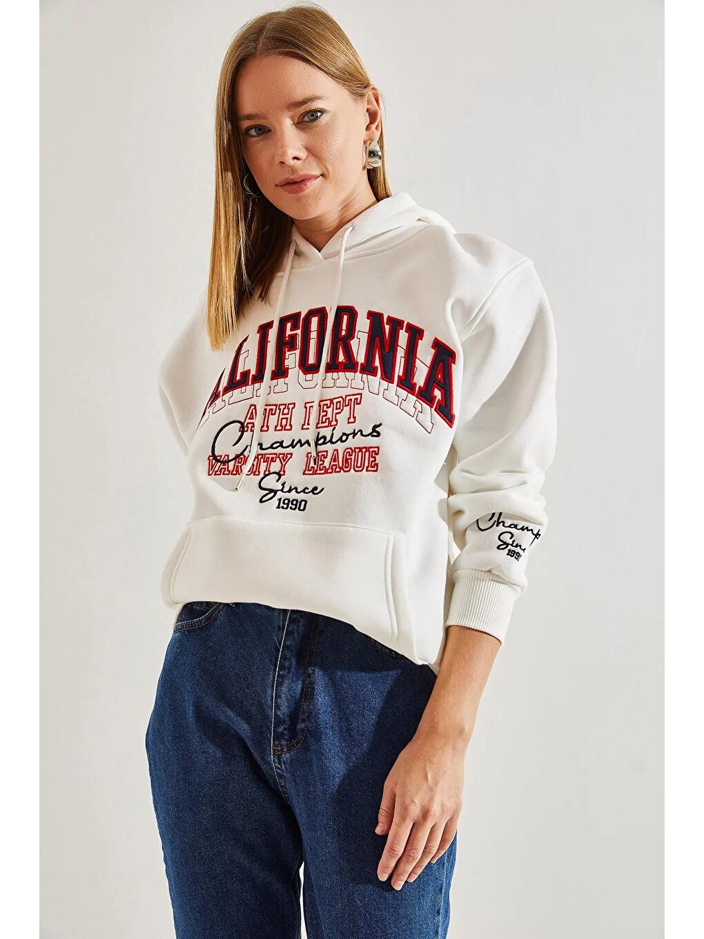 Beyaz Kadın Kapüşonlu California Baskılı Üç İplik Şardonlu Sweatshirt