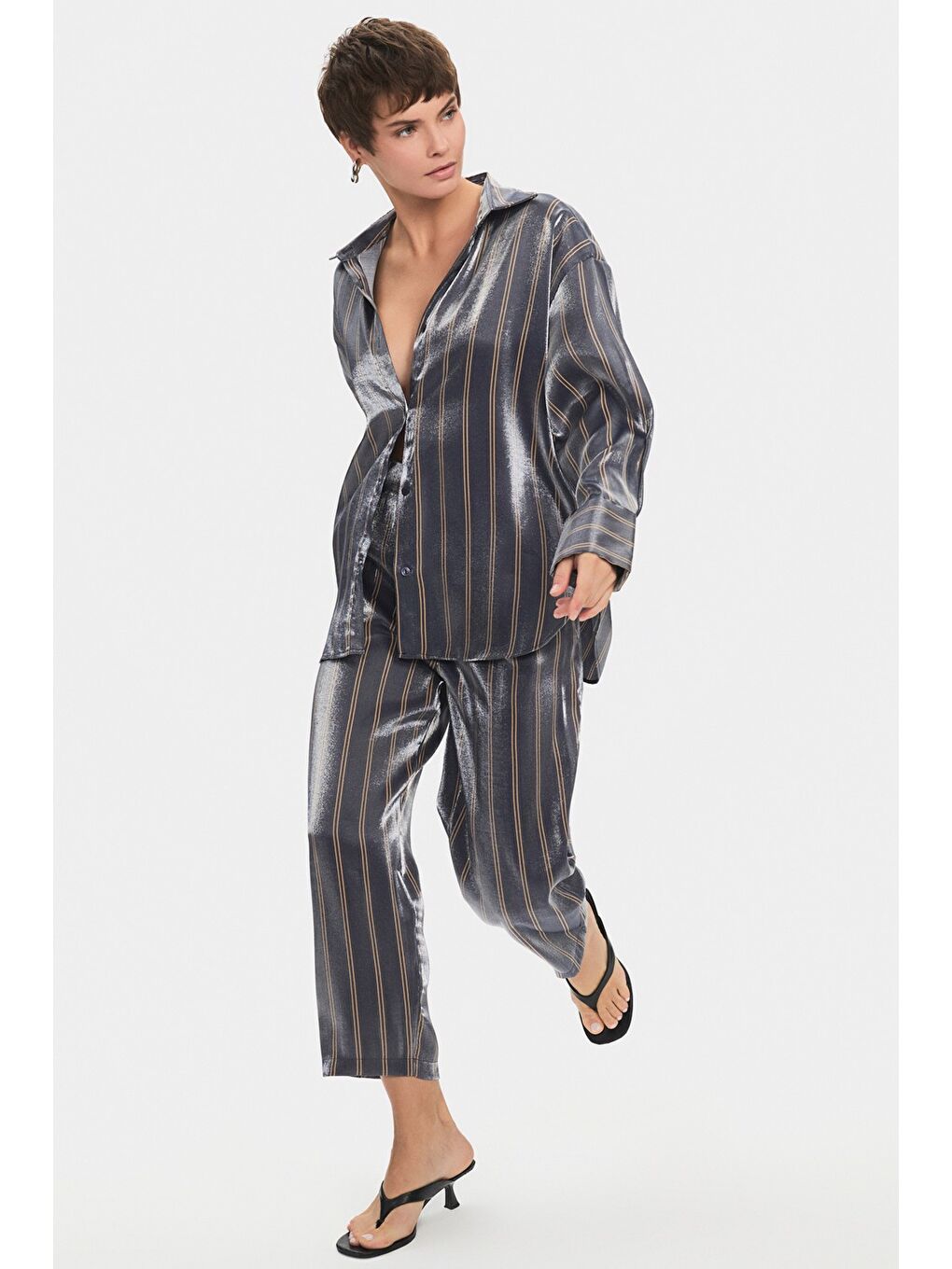 Lacivert Kadın Çizgili Gömlek Pantolon Takım-3