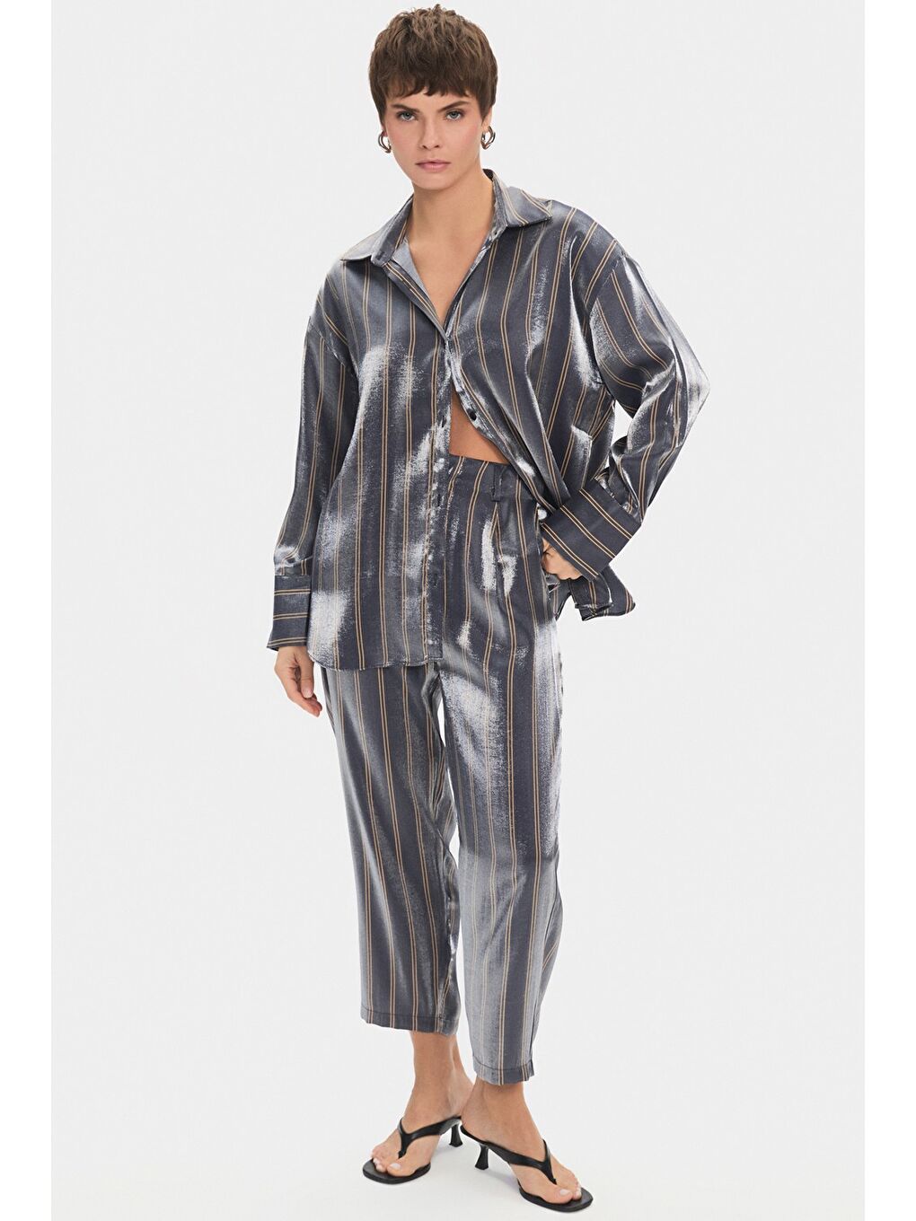 Lacivert Kadın Çizgili Gömlek Pantolon Takım-4