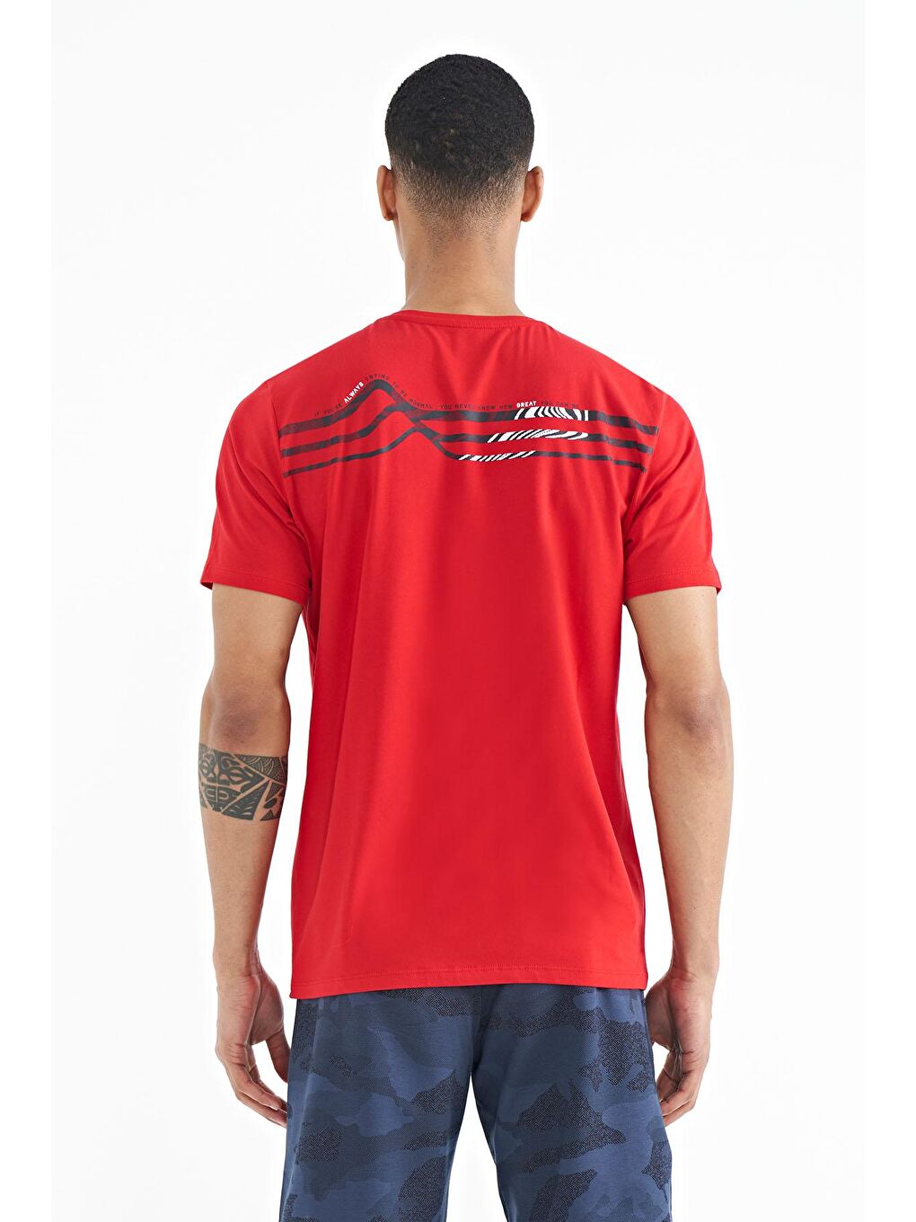 TOMMYLIFE Kırmızı Ön Arka Baskı Detaylı Standart Form Erkek T-shirt - 88233 - 4