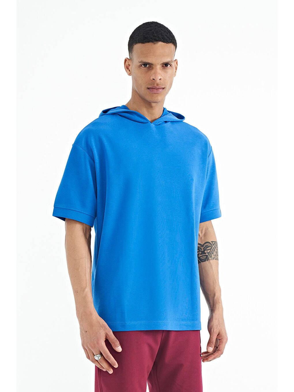 TOMMYLIFE Mavi Saks Kapüşonlu Kol Etiket Detaylı Oversize Erkek T-shirt - 88179 - 4