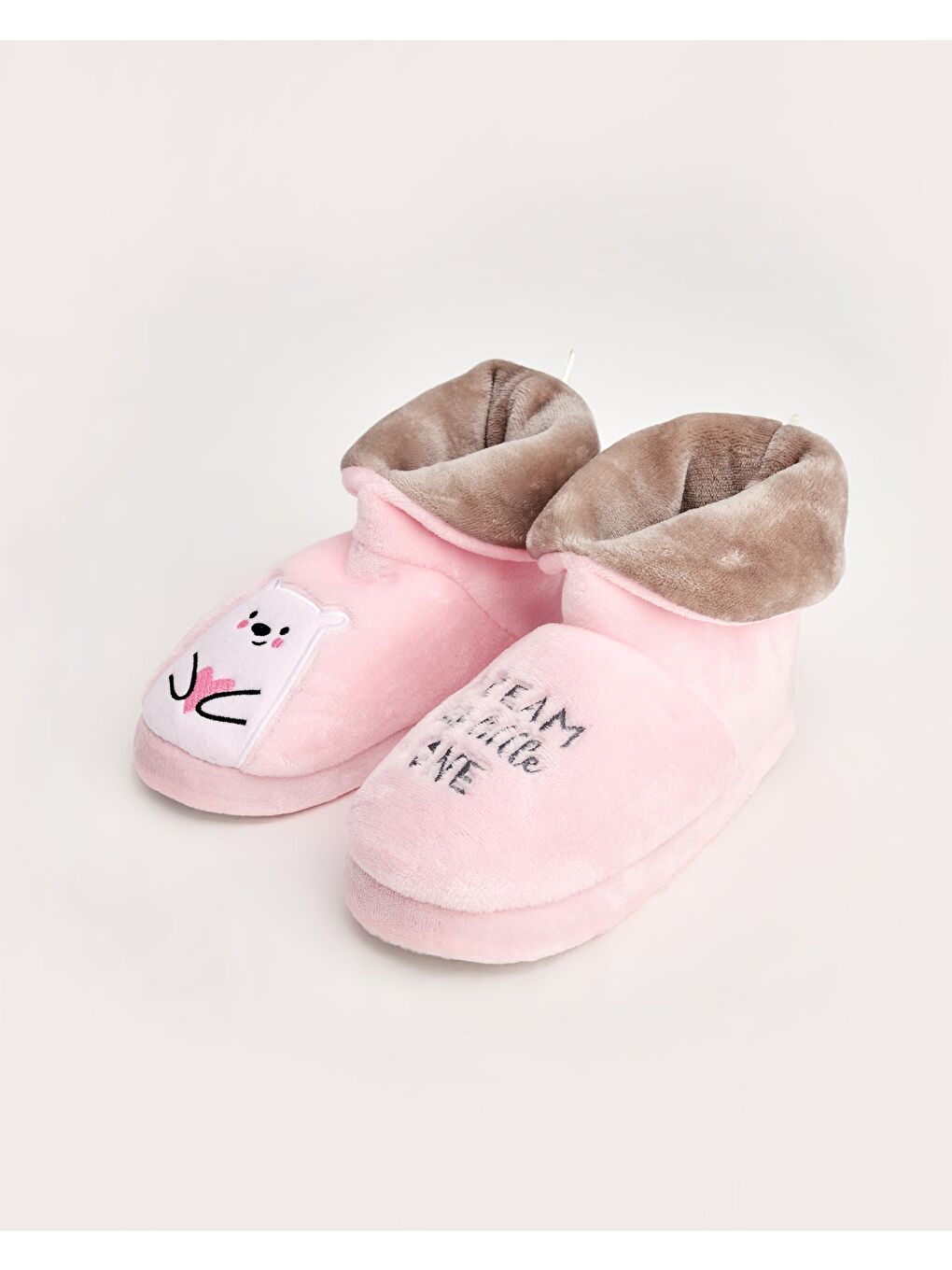 Pembe Kadın Nakış Detaylı Ayıcıklı Panduf - BEEA-1