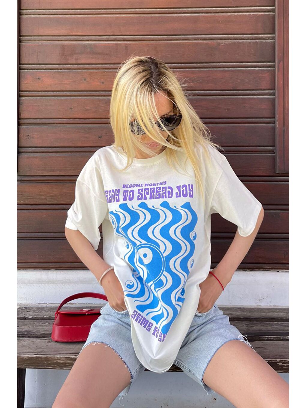 Beyaz Baskılı Over Fit Kadın Tişört Mg1500-3