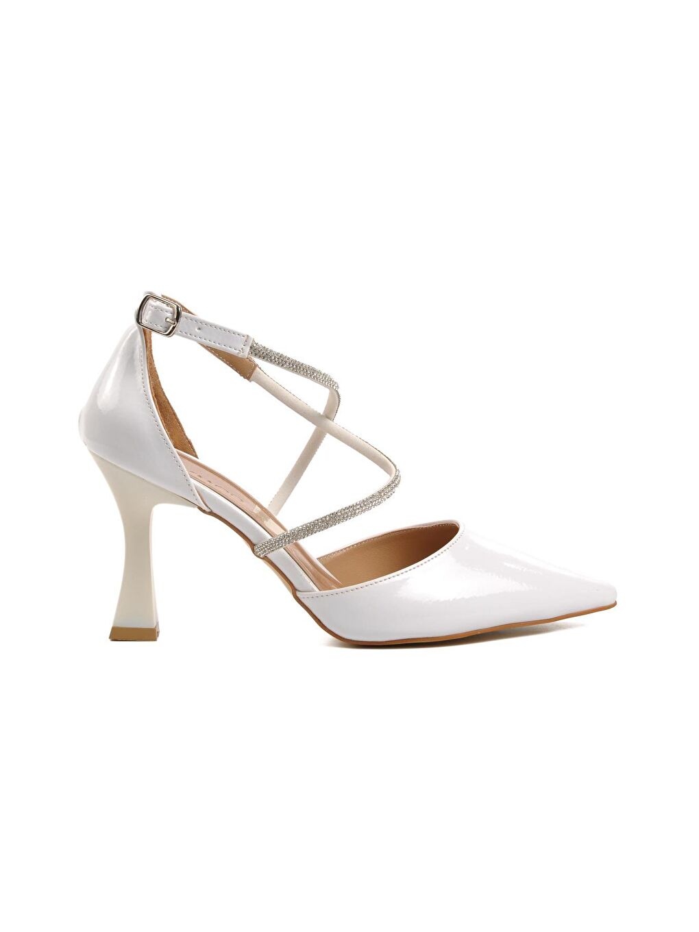 2828 Beyaz Kırışık Rugan Kadın Abiye Ayakkabı