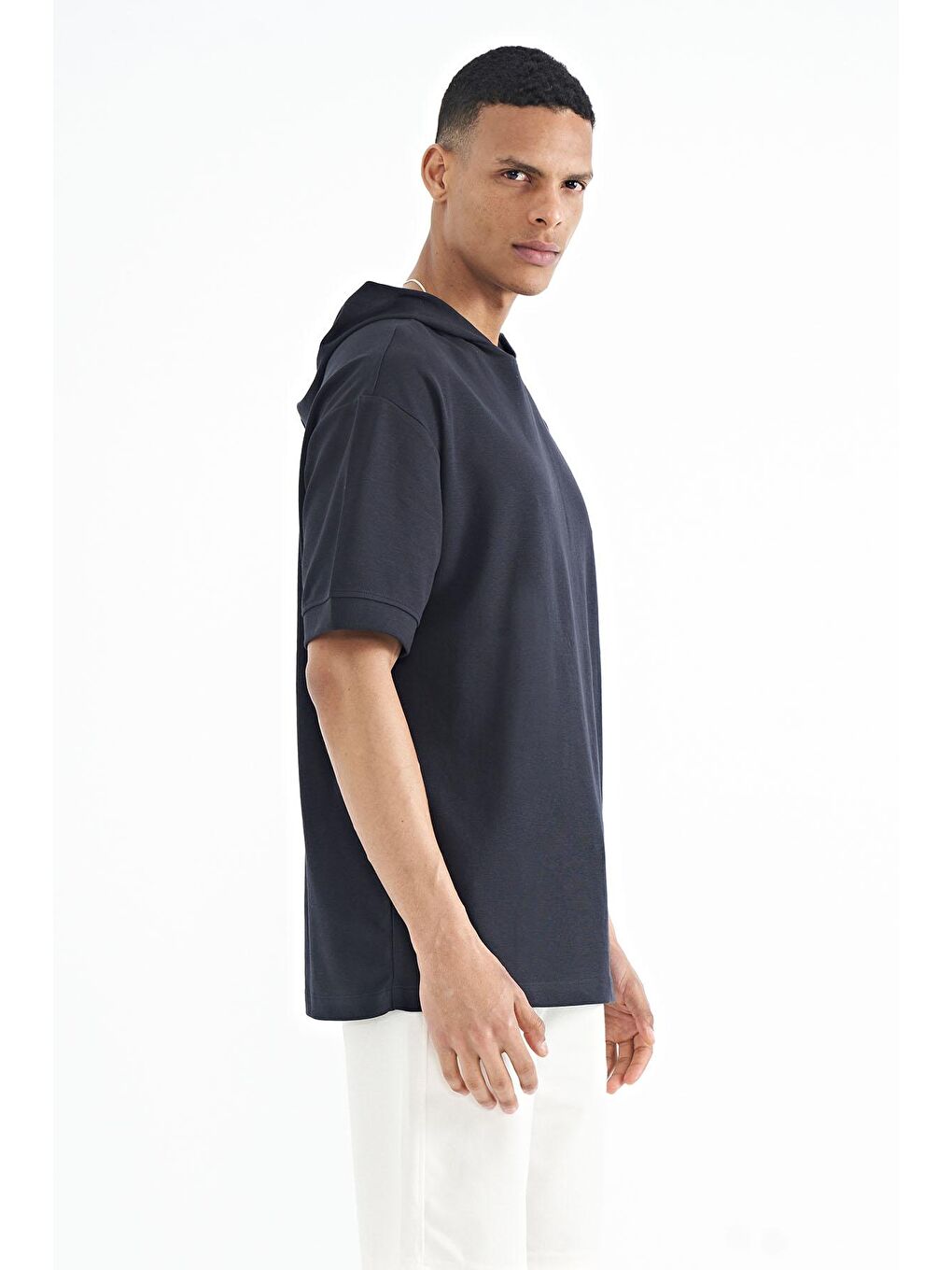 TOMMYLIFE Lacivert Kapüşonlu Kol Etiket Detaylı Oversize Erkek T-shirt - 88179 - 3