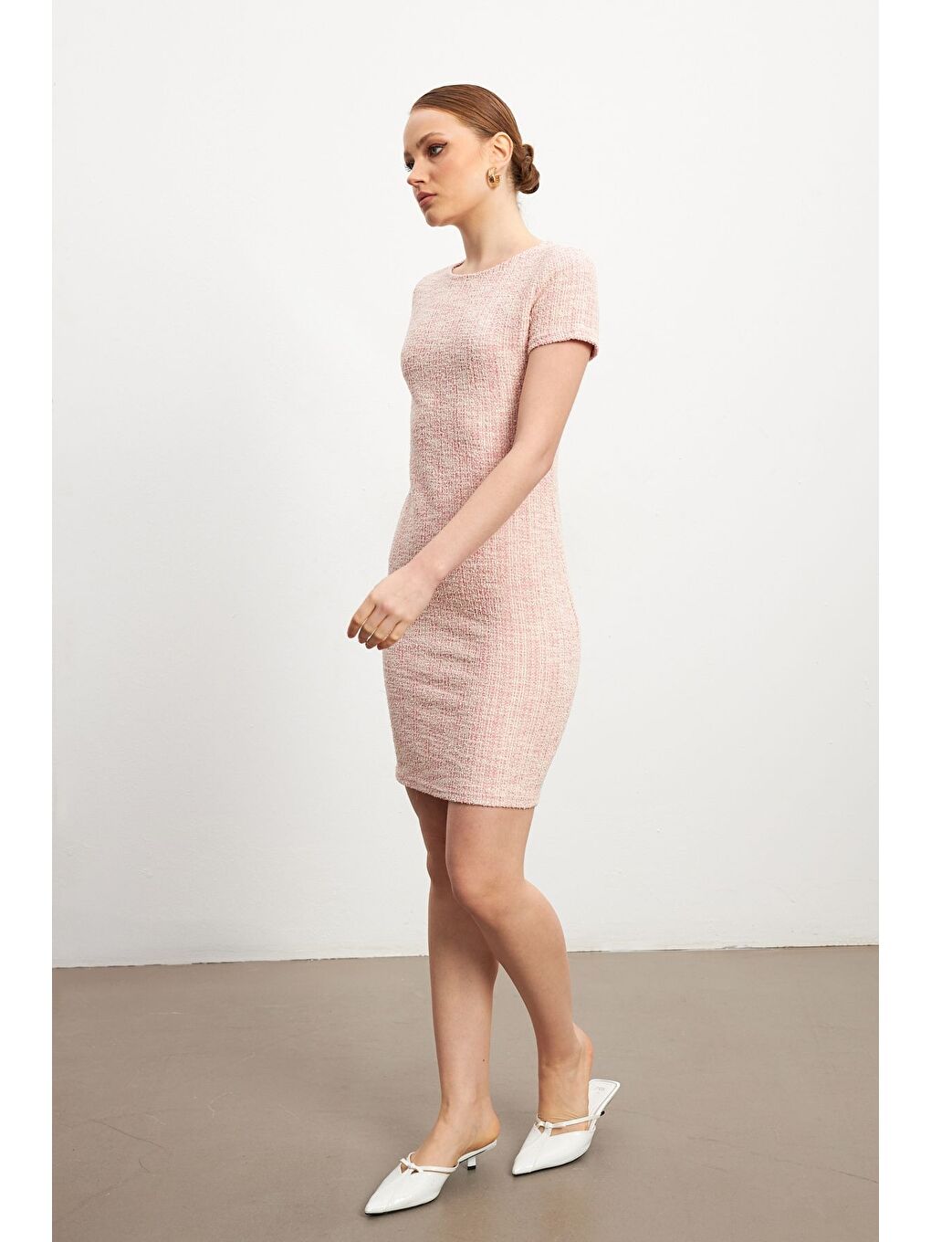 Kadın Pembe Tüvit Kısa Kollu Bisiklet Yaka Mini Elbise-1
