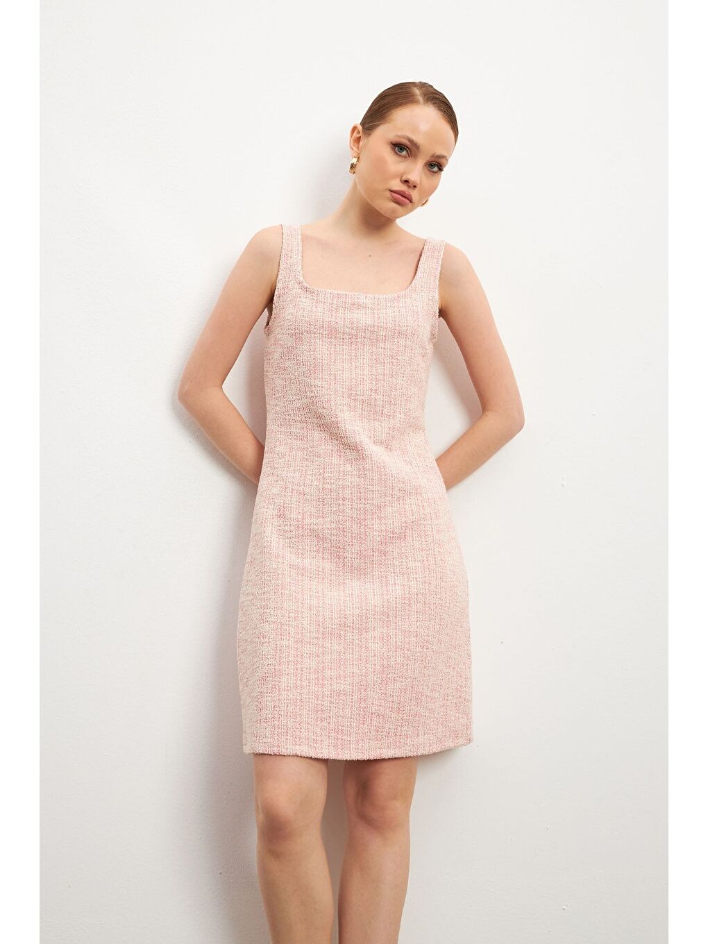 Kadın Pembe Tüvit Askılı Mini Elbise-2