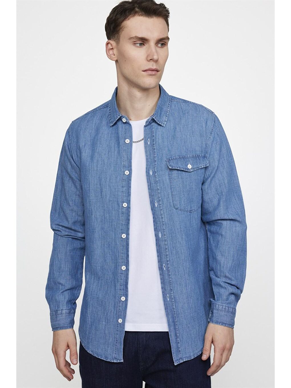 Slim Fit Dar Kesim Tek Cep Kapaklı Pamuklu Denim Mavi Kot Gömlek-1