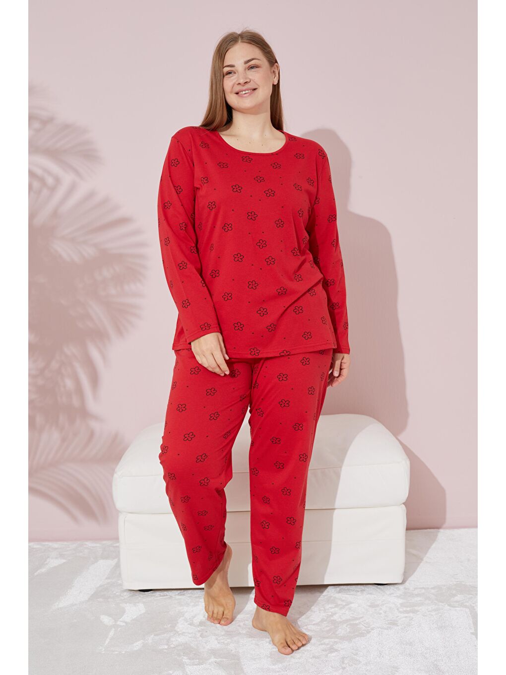 Kırmızı Çiçek Desenli Curve Büyük Beden Battal Boy Örme Pamuklu Pijama Takımı