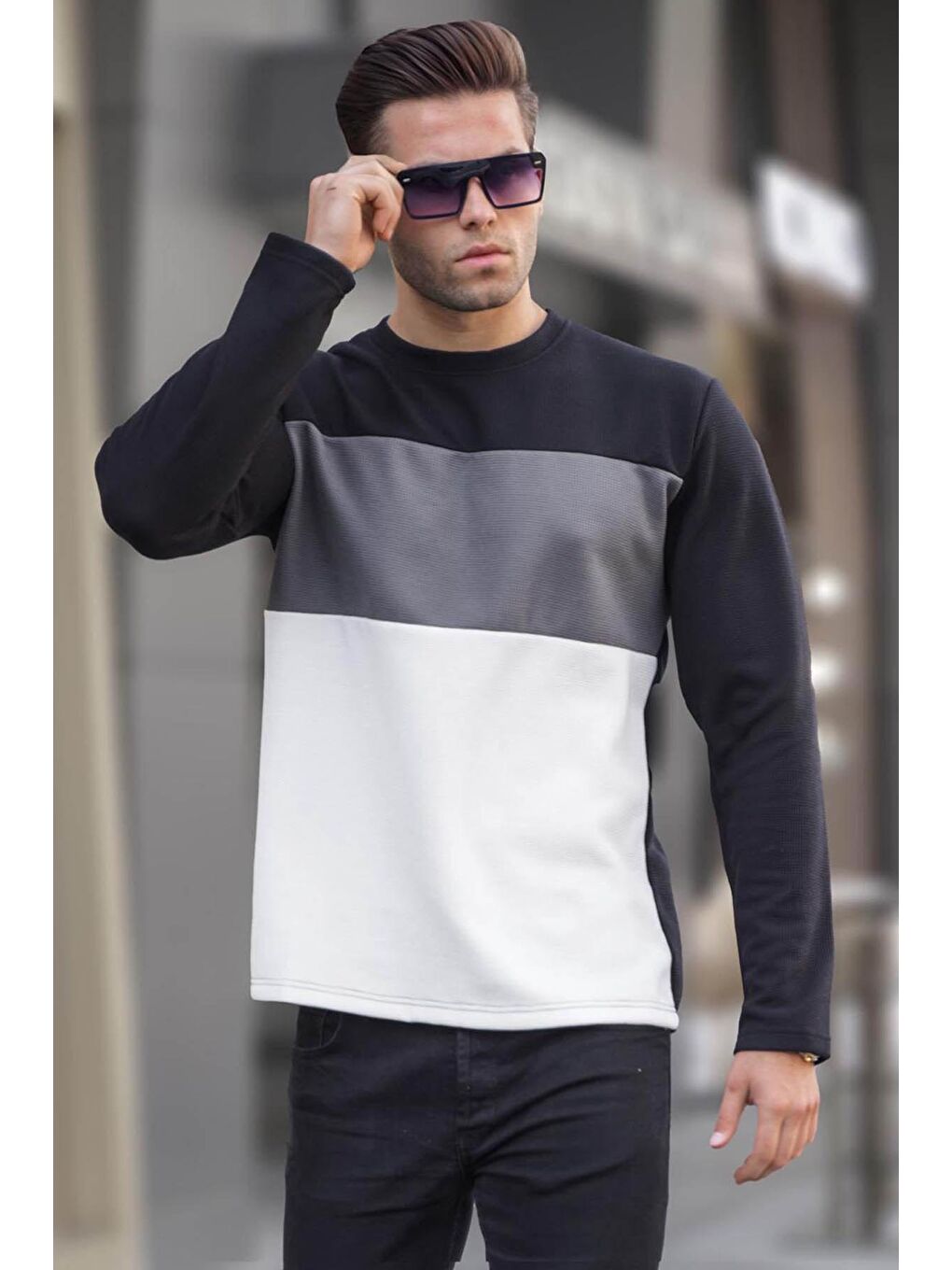 Siyah Renk Bloklu Bisiklet Yaka Sweatshirt 6015
