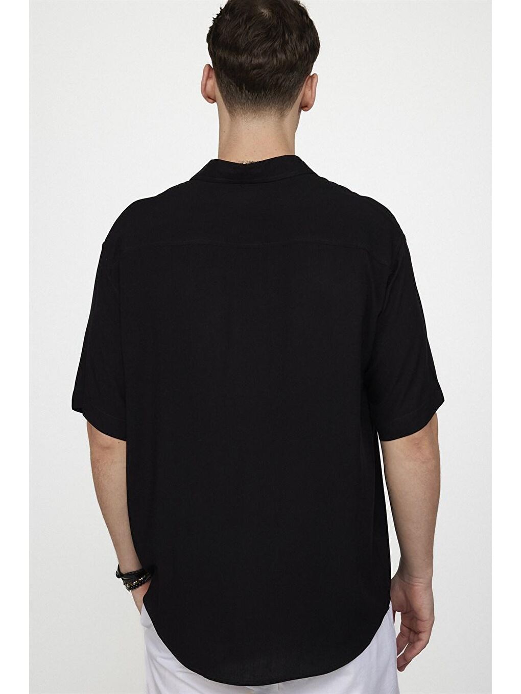Relax Fit  Kısa Kol Düz Viskon Erkek Siyah Gömlek-3