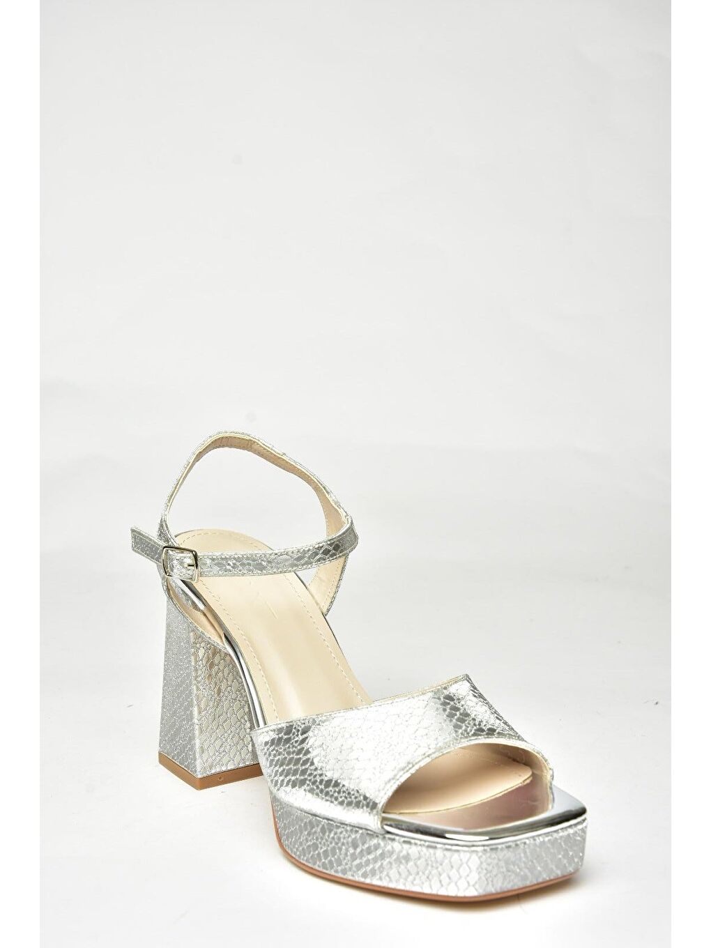Gri U5691203 Gümüş Kadın Topuklu Ayakkabı-1
