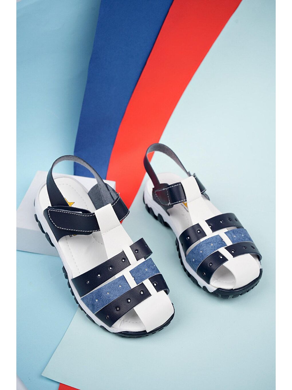 Mavi Muggo Erkek Çocuk  Günlük Yazlık Ortopedik Kaymaz Hafif Taban Cırtlı Sandalet