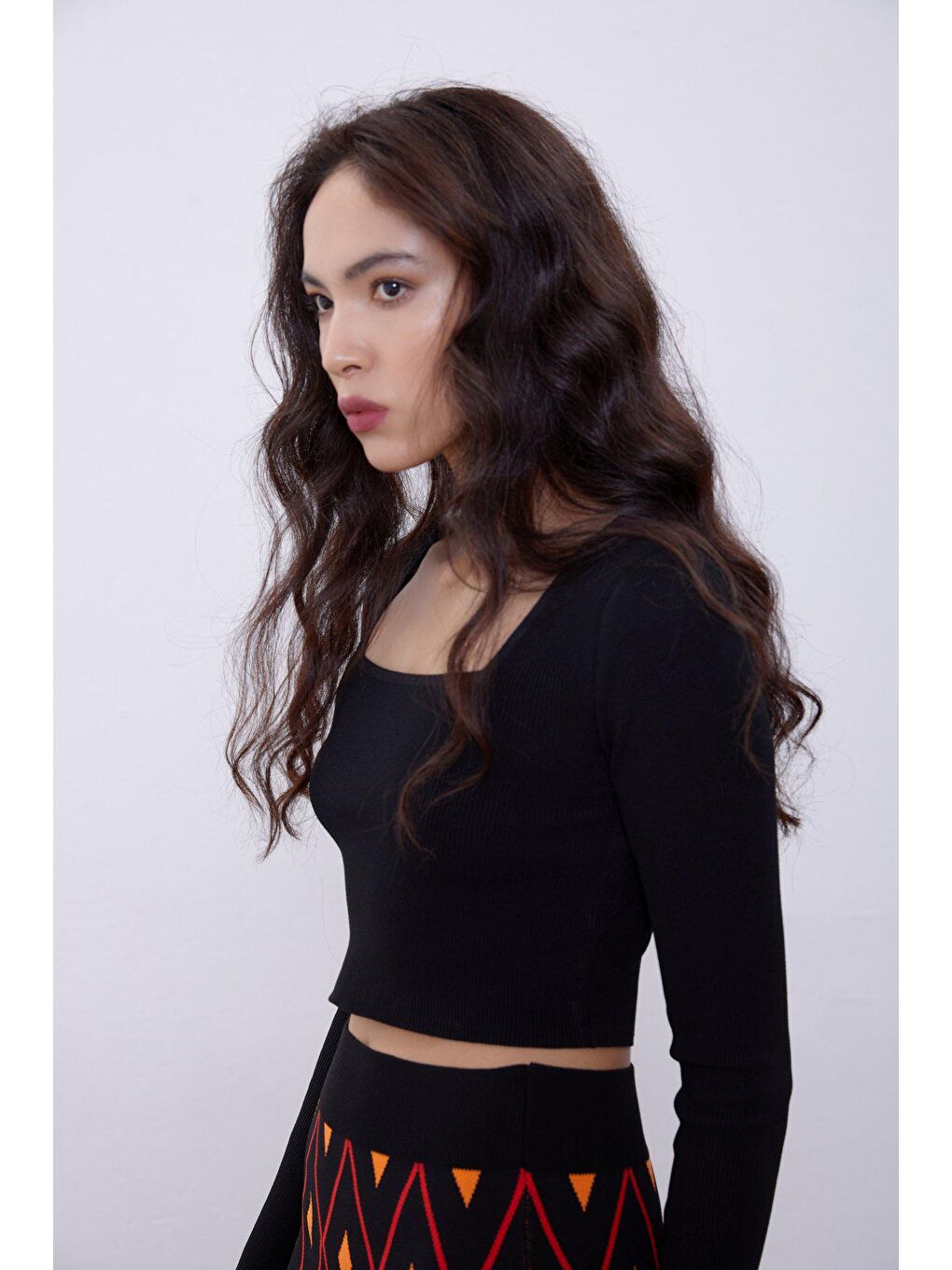 Siyah Uzun Kollu Crop Triko Kazak-2