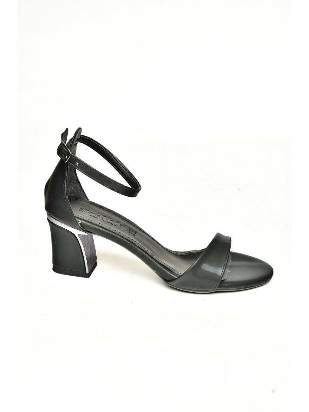 U8202315 Siyah Kadın Topuklu Ayakkabı