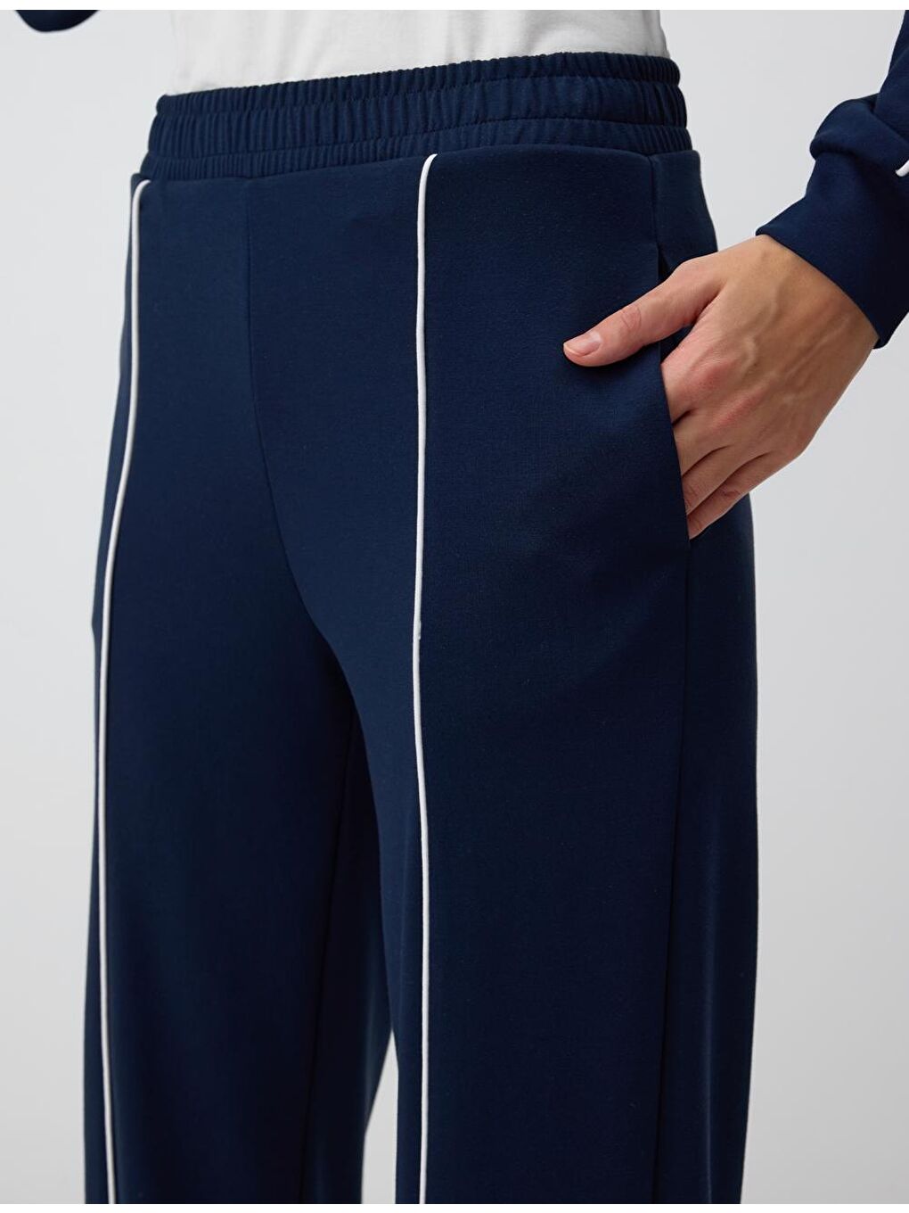 Lacivert Rahat Kesim Yüksek Bel Bol Paça Modal Örme Pantolon-4