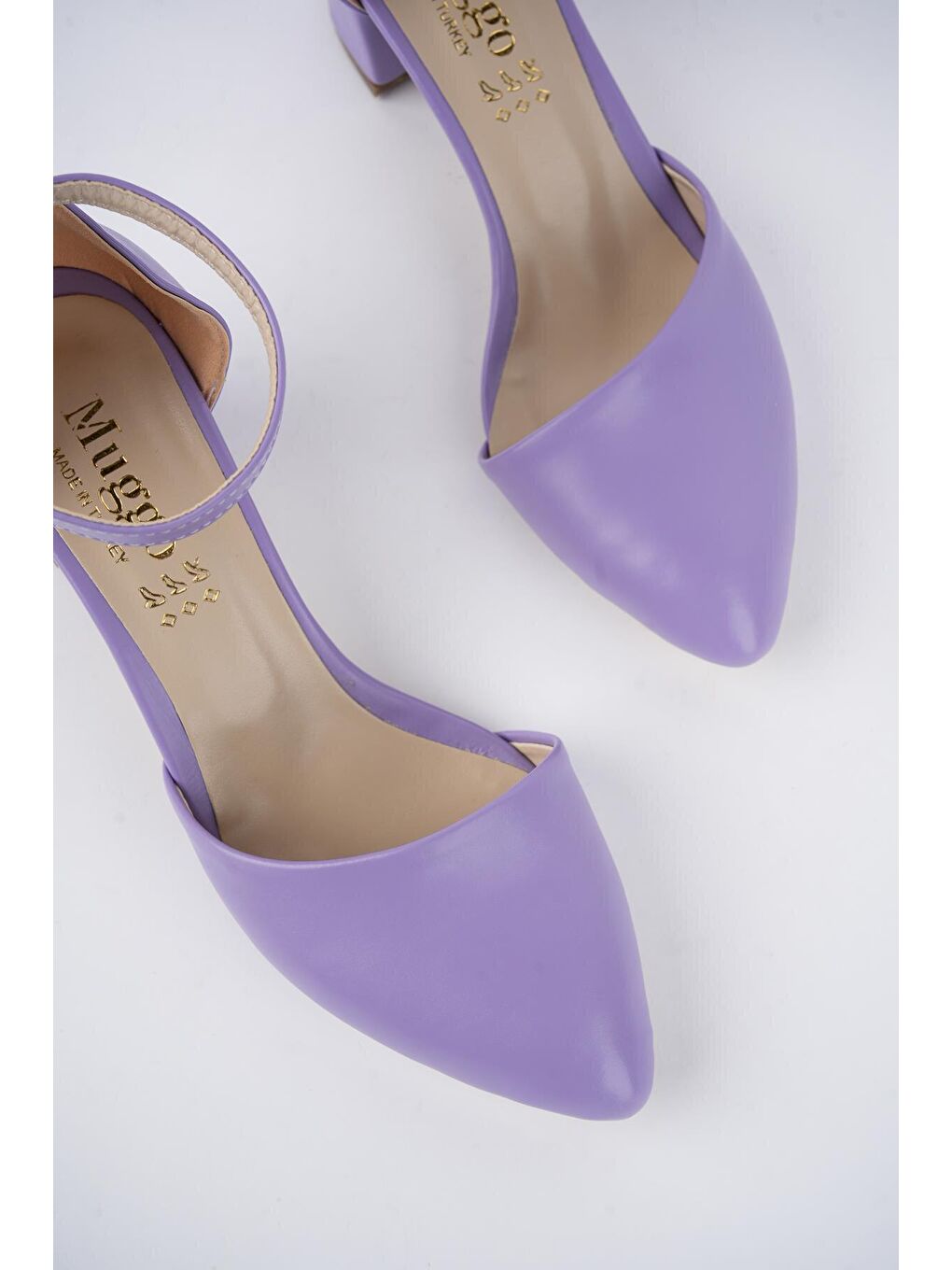 Mor Muggo W709  Kadın Tek Bant Klasik Günlük Tarz Şık ve Rahat Topuklu Ayakkabı