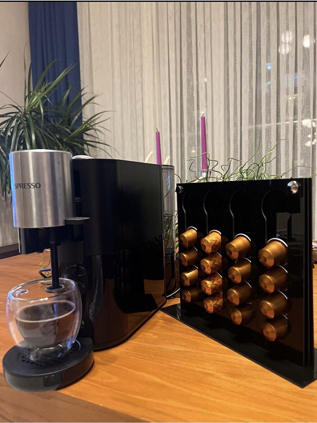 Siyah NESPRESSO & JACOBS  UYUMLU AYAKLI KAPSÜL KAHVE STANDI 20 KAPASİTELİ-SİYAH