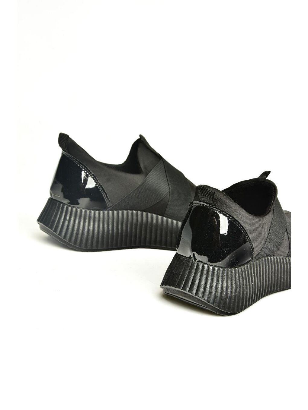 U9732120 Siyah Kadın Ayakkabı-2