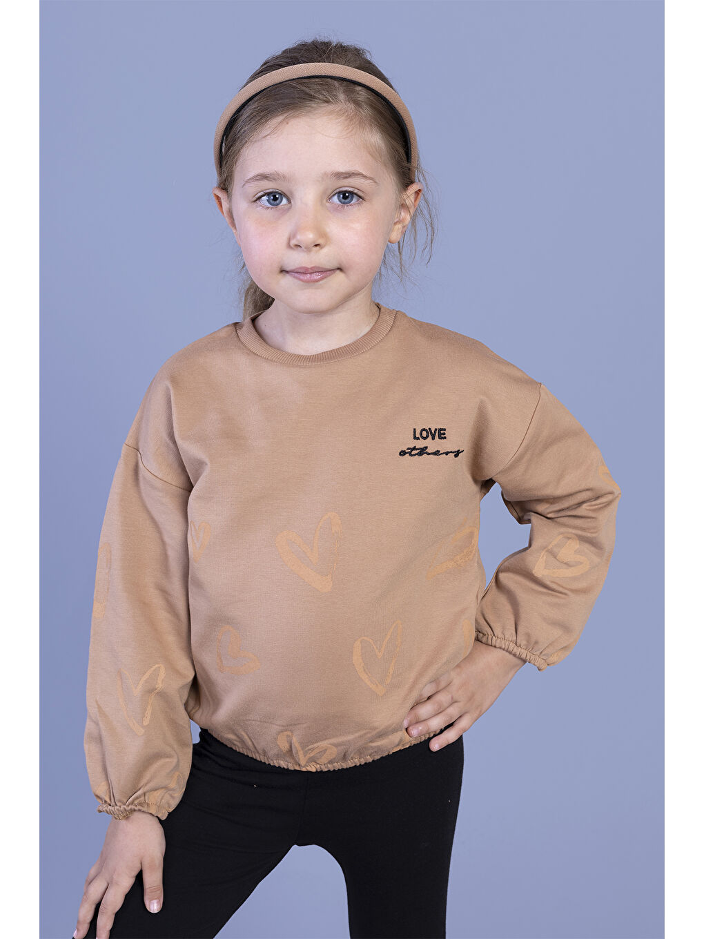Kahverengi Kız Çocuk Nakışlı Büzgü Detaylı Sweatshirt-1