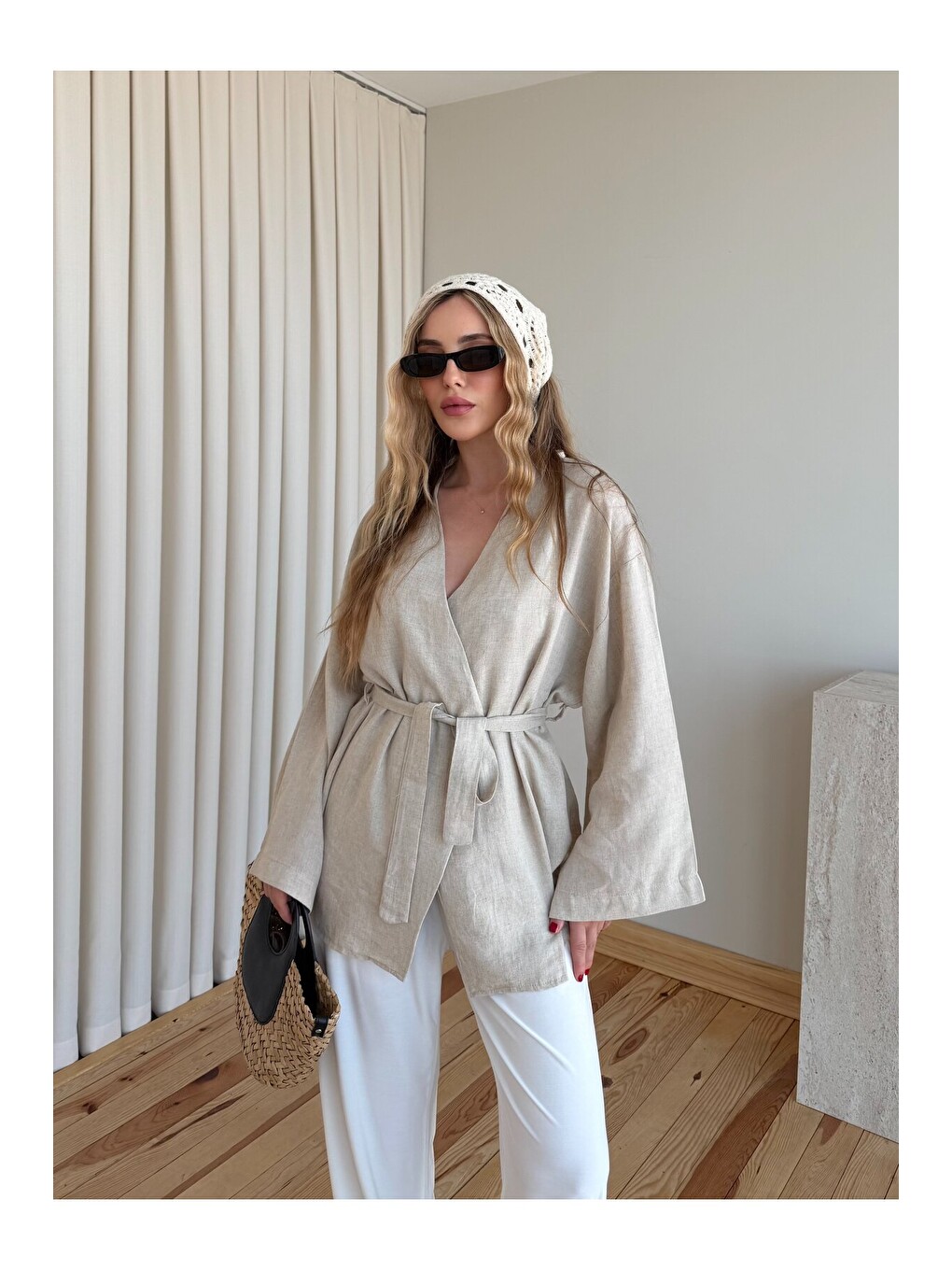 Bej Taş Düğme Detaylı Kemerli Kimono - 005