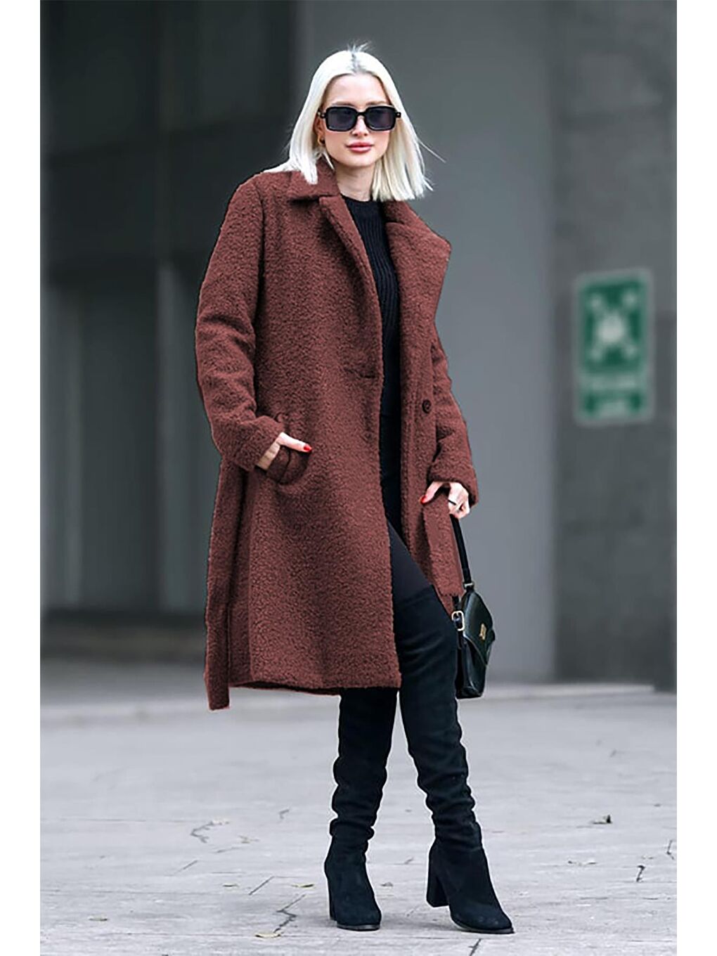 Kahverengi Astarlı Buklet Kadın Kaban-1