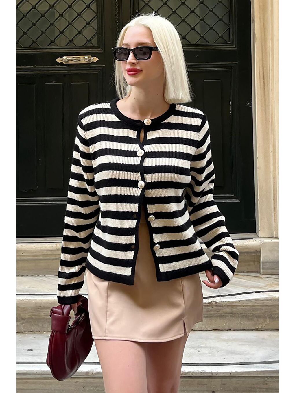 Siyah Çizgili Bisiklet Yaka Gold Düğme Detaylı Cotton Hırka Mg1605-3