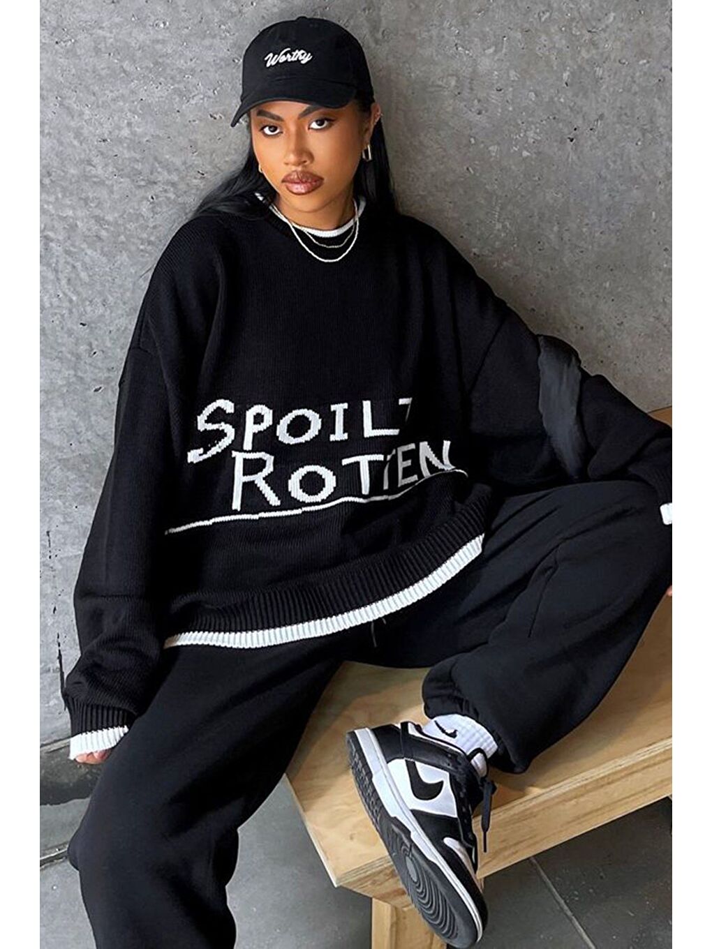 Siyah Yazılı Oversize Bisiklet Yaka Kadın Kazak-5