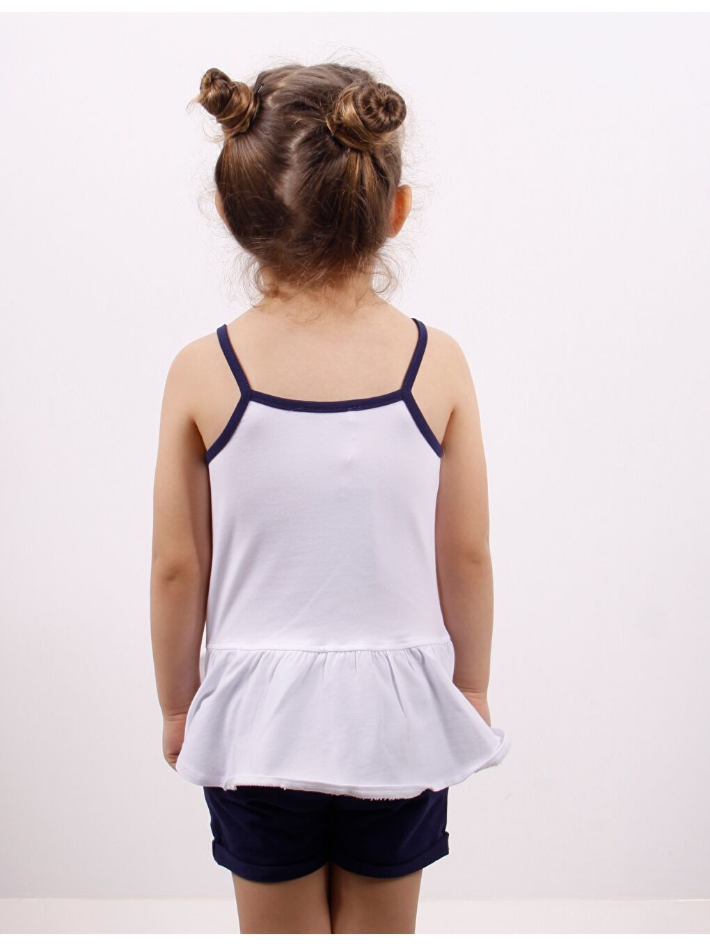 Beyaz Kız Çocuk Kalp Nakışlı Şortlu Takım-1