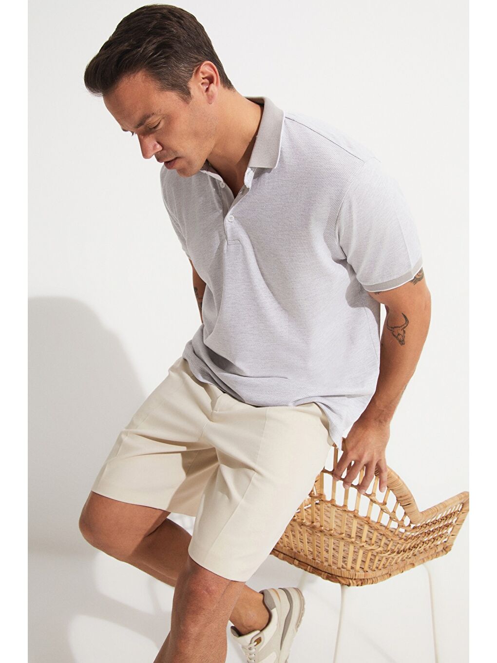 Gri Polo Yaka Kısa Kollu Erkek Tişört-3